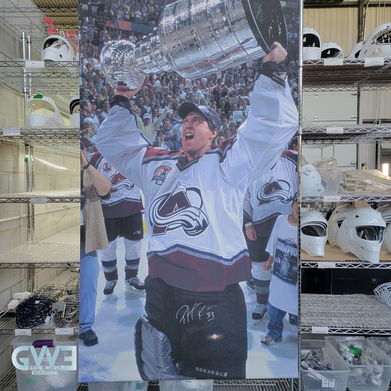 Patrick Roy 7 Feet Banner Signed Colorado Avalanche 2003 Pepsi Center From Retirement Press Conference AS 03203