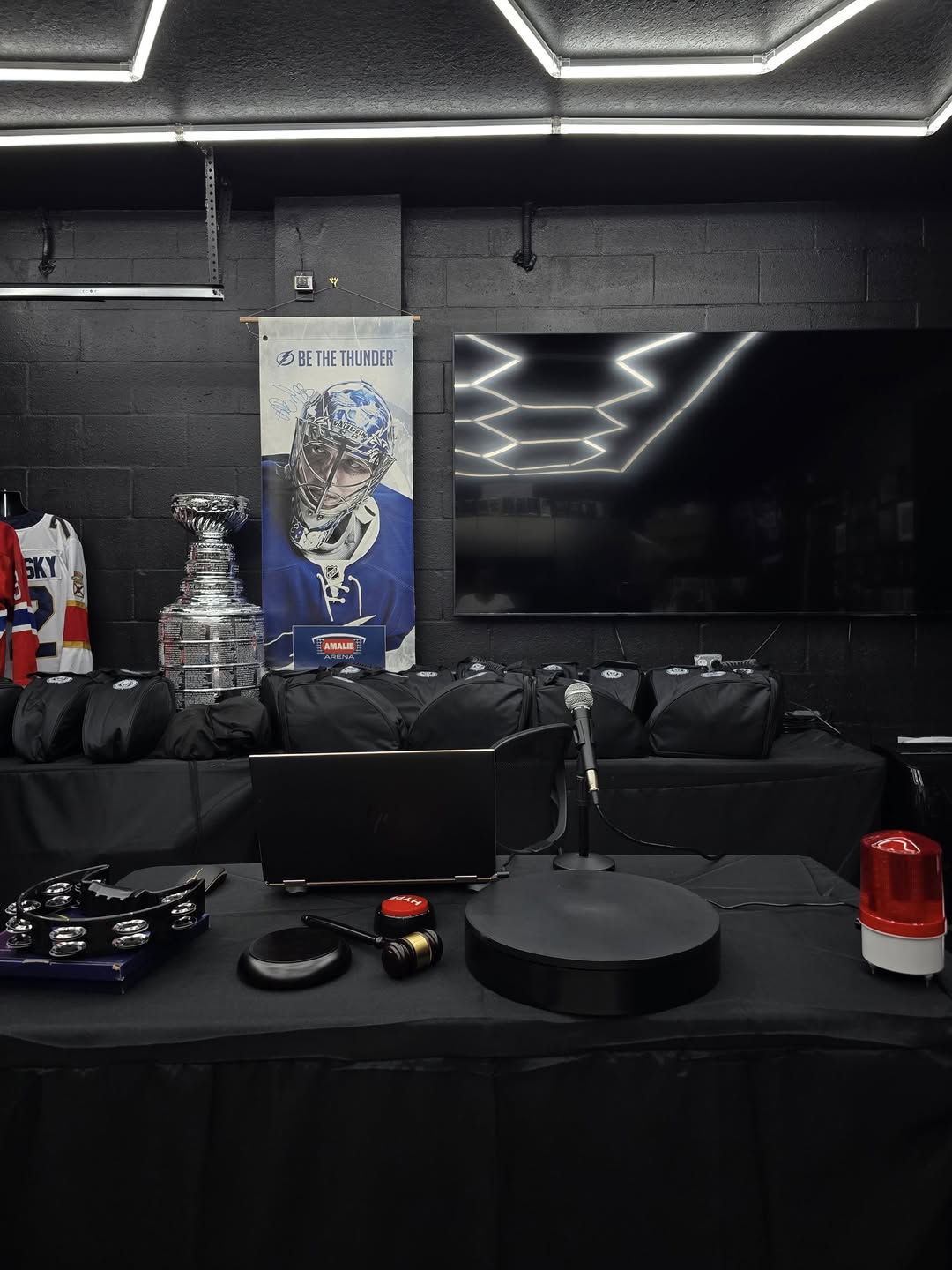 The Auction Station is Ready for Black Friday Live