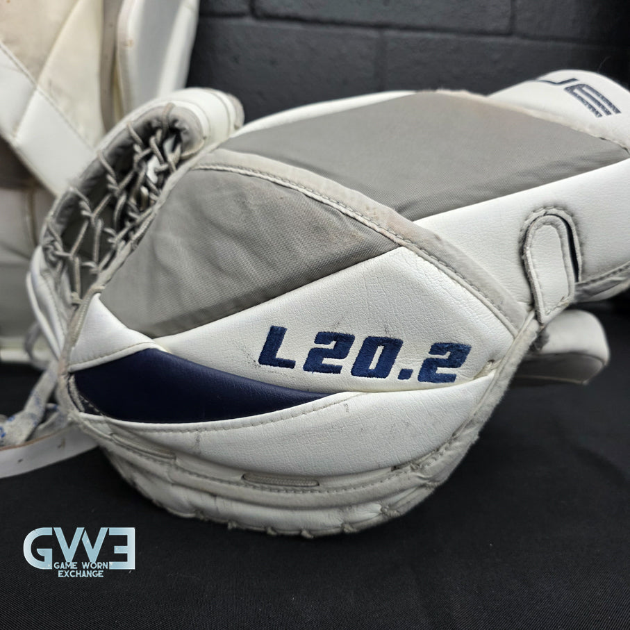 Connor Hellebuyck Game Used Goalie Pads 2022 Winnipeg Jets True Lefevre L20.2 Full Set Pro AS-02980