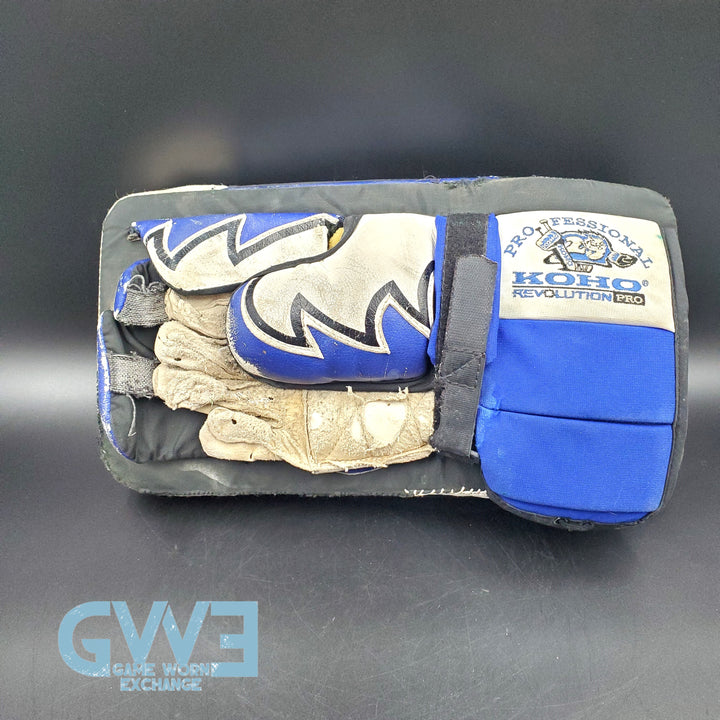 Felix Potvin Signed Game Worn  Gloves 1995-1996 Toronto Maple Leafs AS-03074 - SOLD