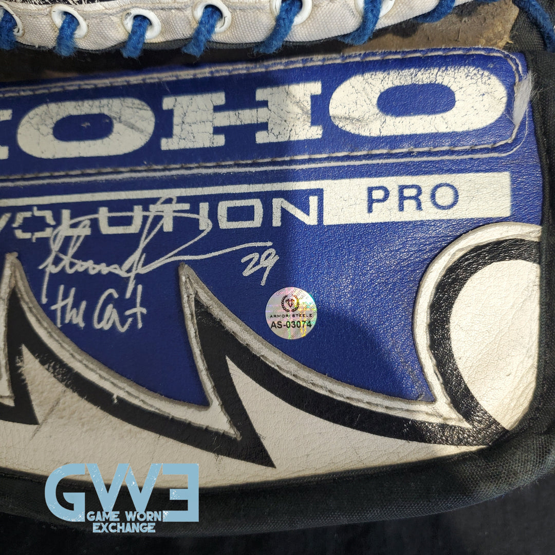 Felix Potvin Signed Game Worn  Gloves 1995-1996 Toronto Maple Leafs AS-03074 - SOLD