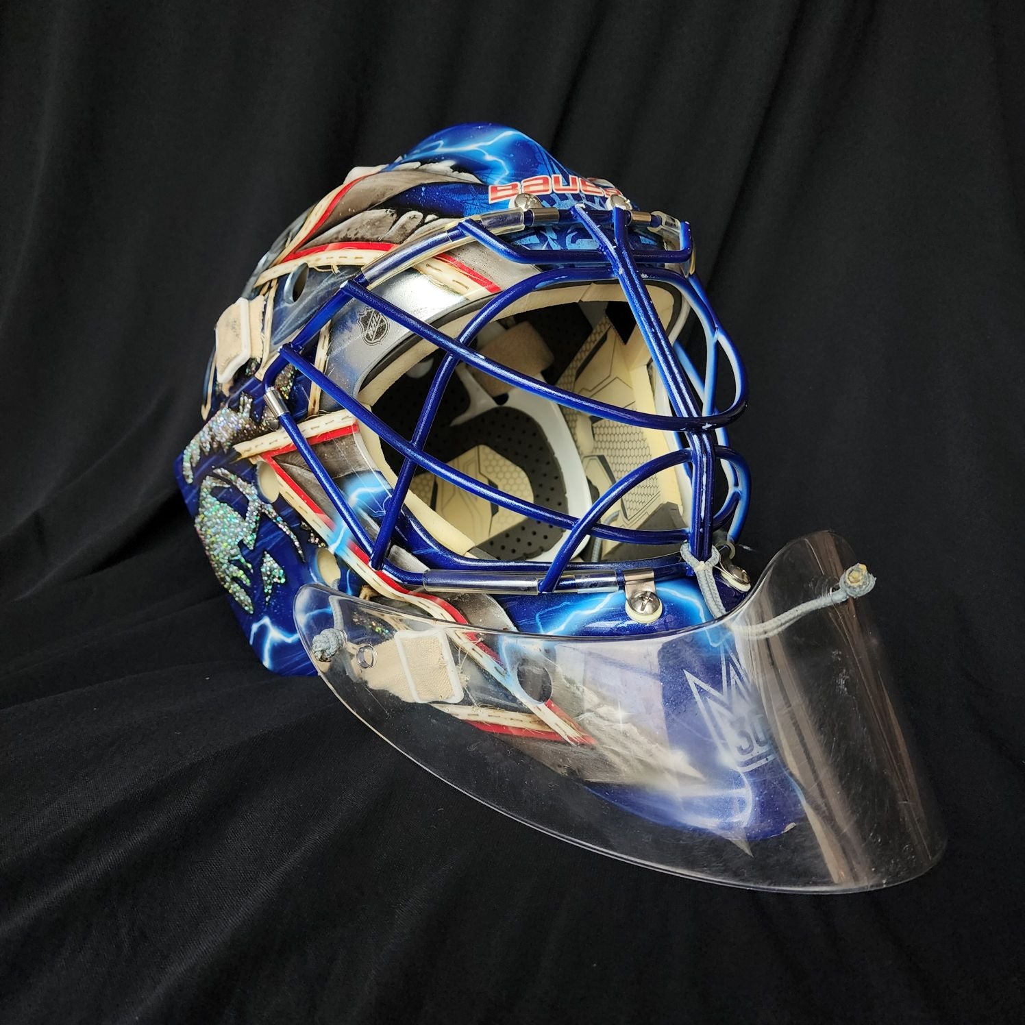 Goalie Mask Collector  Signed & Game Worn Goalie Masks