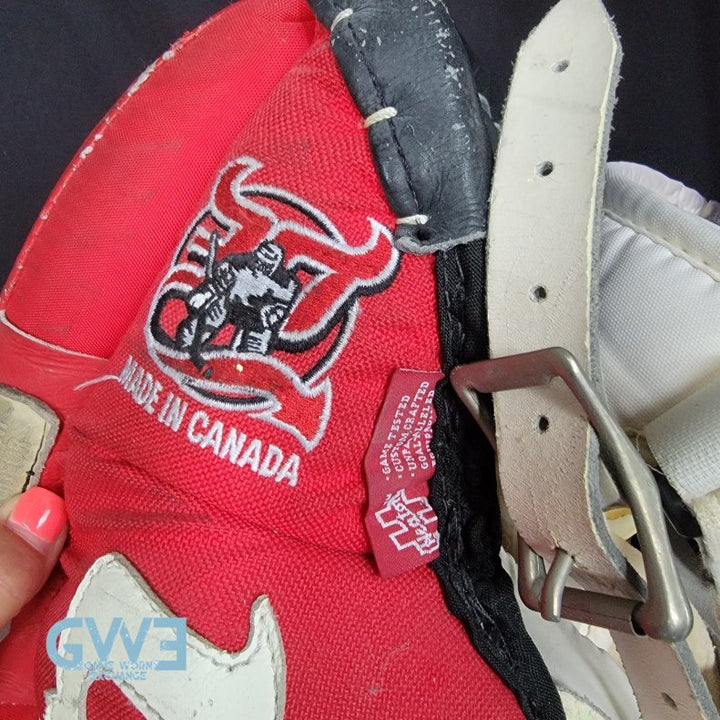 Martin Brodeur Game Used Goalie Pads 1996-97 New Jersey Devils Heaton Helite IV Photo-Matched AS-03492