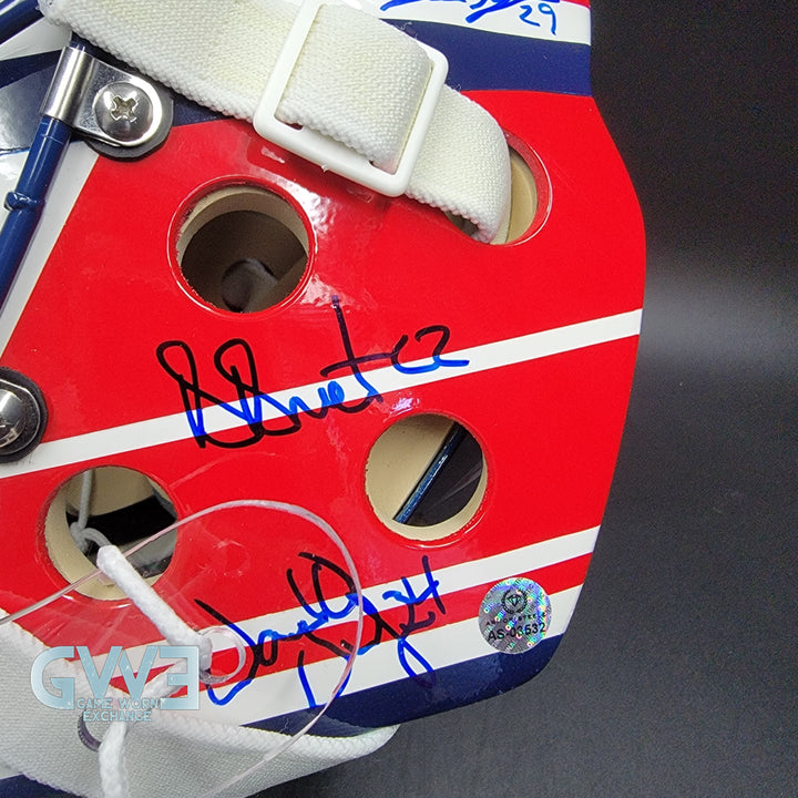 Patrick Roy Signed Goalie Mask Full Team Montreal Canadiens 1993 Stanley Cup Winning Team Autographed AS-03532