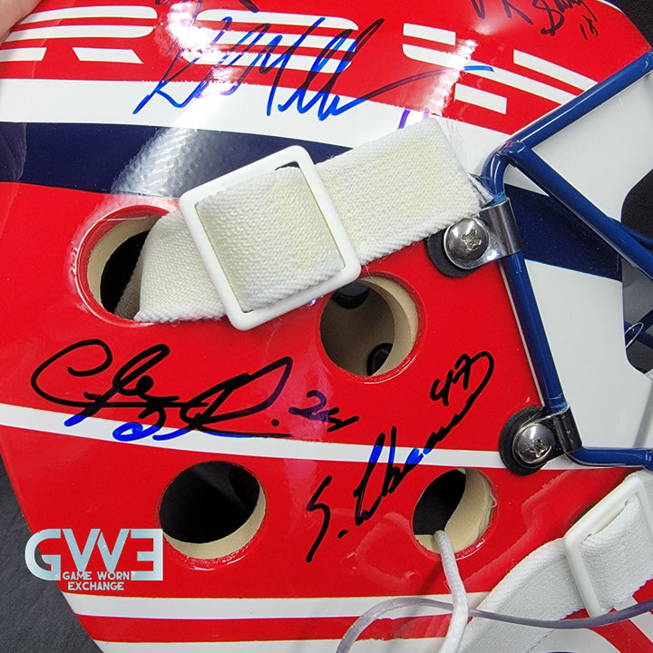 Patrick Roy Signed Goalie Mask Full Team Montreal Canadiens 1993 Stanley Cup Winning Team Autographed AS-03532
