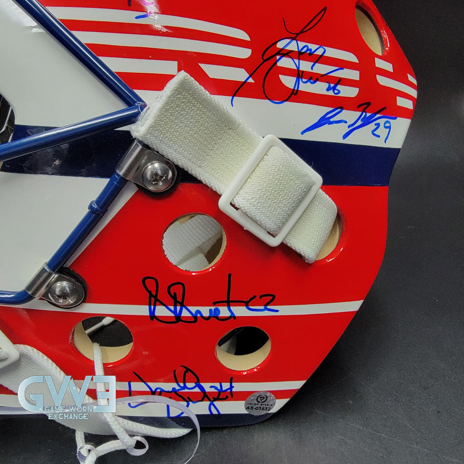 Patrick Roy Signed Goalie Mask Full Team Montreal Canadiens 1993 Stanley Cup Winning Team Autographed AS-03532