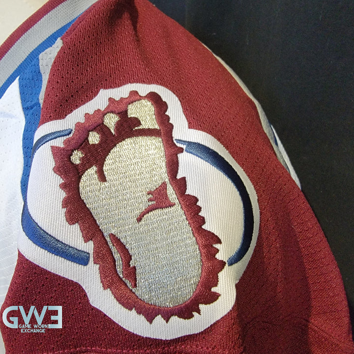 Patrick Roy 2001-2002 Colorado Avalanche Team-Signed Jersey CCM XL Autographed by Roy, Sakic, Forsberg, Blake, Hejduk AS-03522