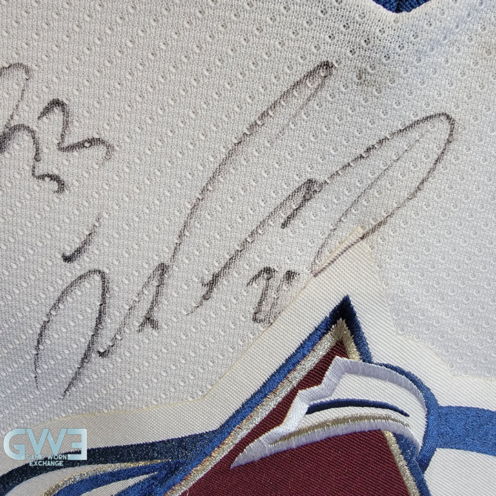 Patrick Roy 2001-2002 Colorado Avalanche Team-Signed Jersey CCM XL Autographed by Roy, Sakic, Forsberg, Blake, Hejduk AS-03522