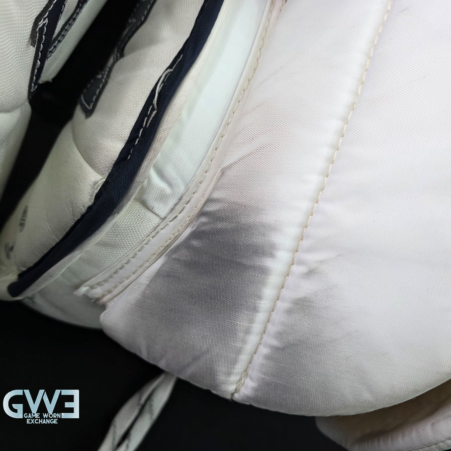Sergei Bobrovsky Goalie Pads Set Game Used Columbus Blue Jackets 11-26-2018 CCM Extreme Flex 4 AS-02979